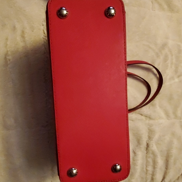 NWT Michael kors Jet set tote- Red - Picture 3 of 8